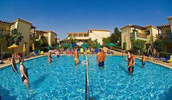 Thalassaki Holiday Village Hotel *
